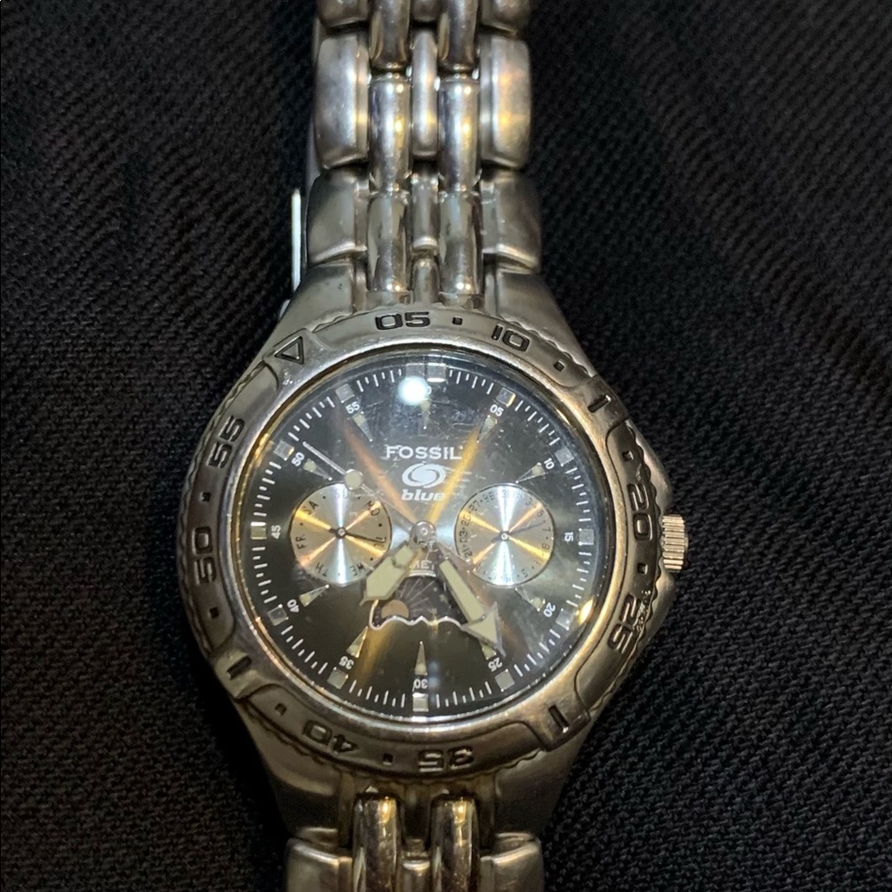 Fossil watch